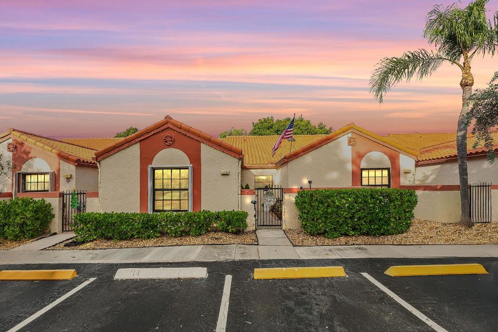 114 Centennial Court 114, Deerfield Beach, FL 33442