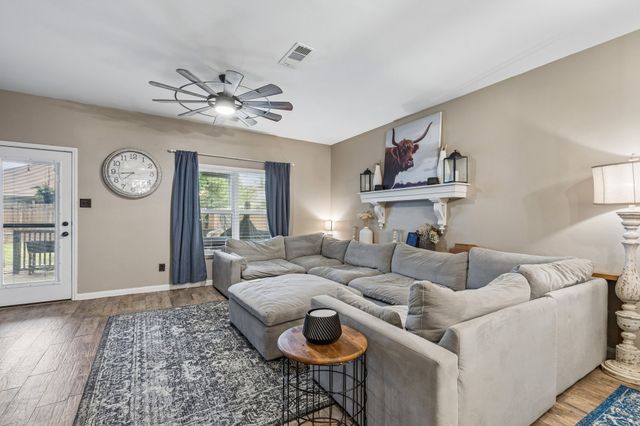 6341 Trinity Creek Drive, Fort Worth, TX 76179