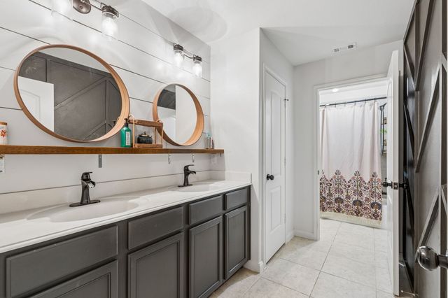 6341 Trinity Creek Drive, Fort Worth, TX 76179