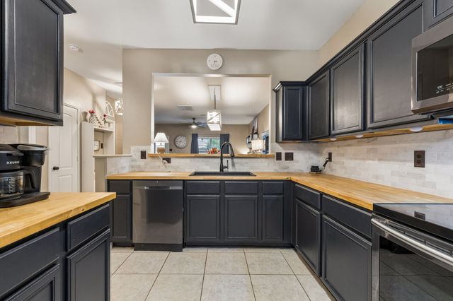 6341 Trinity Creek Drive, Fort Worth, TX 76179