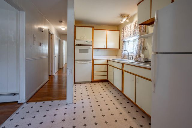 3 Derby Circle, Nashua, NH 03062