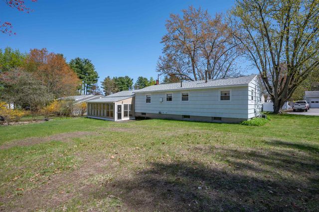 3 Derby Circle, Nashua, NH 03062