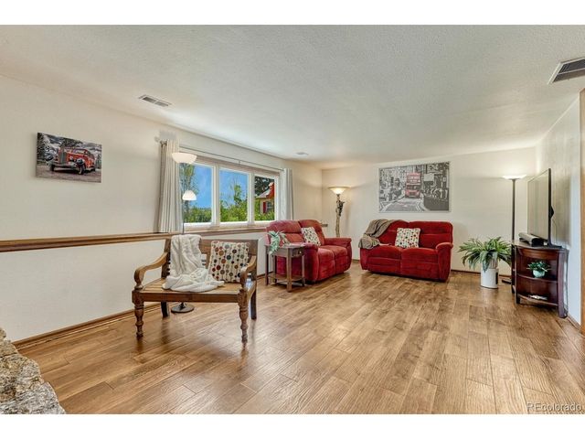 5180 Platinum Dr, Colorado Springs, CO 80918