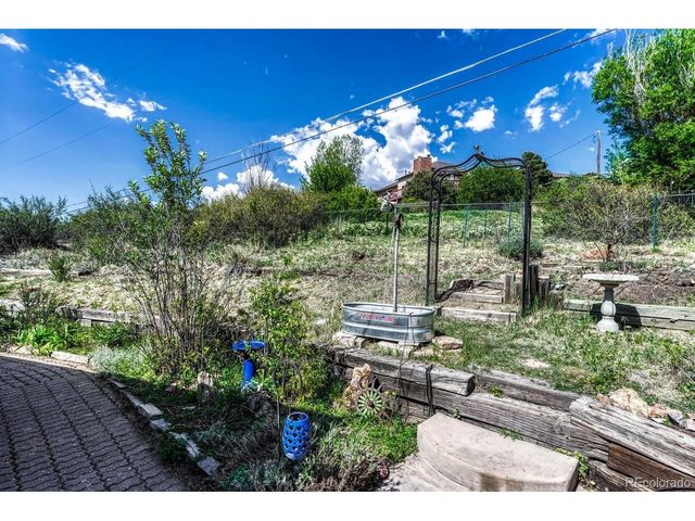 5180 Platinum Dr, Colorado Springs, CO 80918