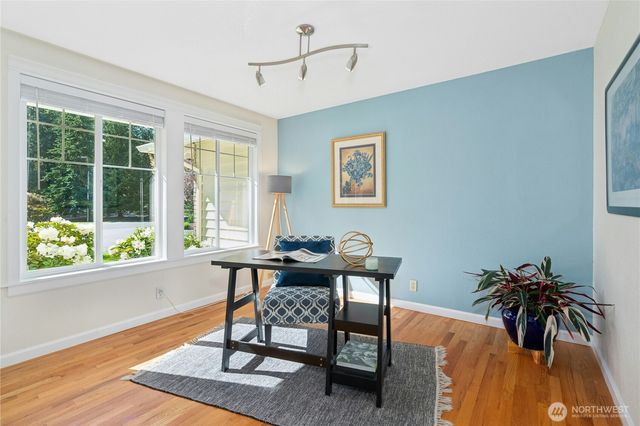 19924 163rd Avenue NE, Woodinville, WA 98072