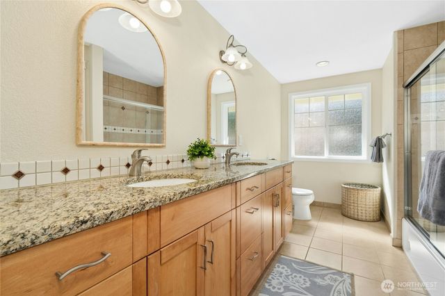 19924 163rd Avenue NE, Woodinville, WA 98072