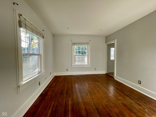 3236 Central Avenue, Indianapolis, IN 46205