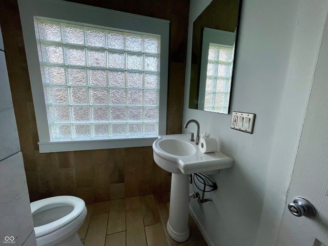 3236 Central Avenue, Indianapolis, IN 46205