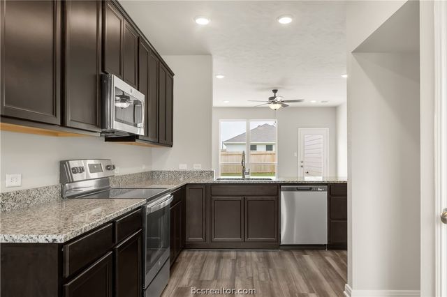 1937 Chief Street, Bryan, TX 77807