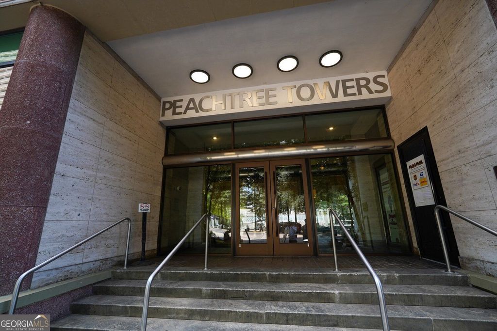 300 Peachtree Street NE 9D, Atlanta, GA 30308 — exterior