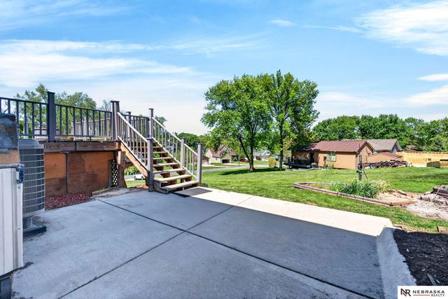 4260 Parkview Drive, Blair, NE 68008