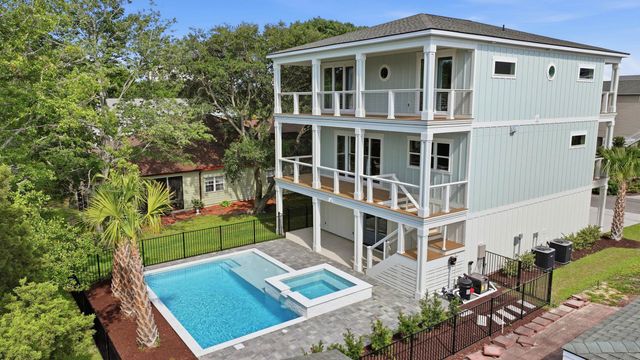 1308 Holly Dr., North Myrtle Beach, SC 29582