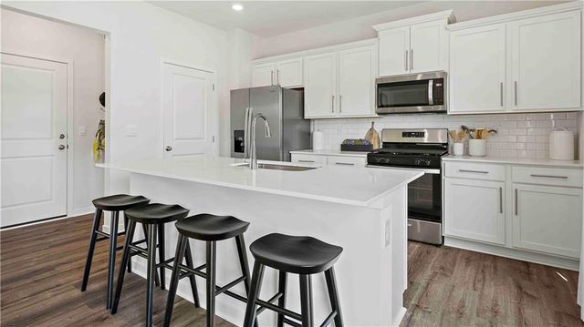 19550 W 202nd Terrace, Spring Hill, KS 66083