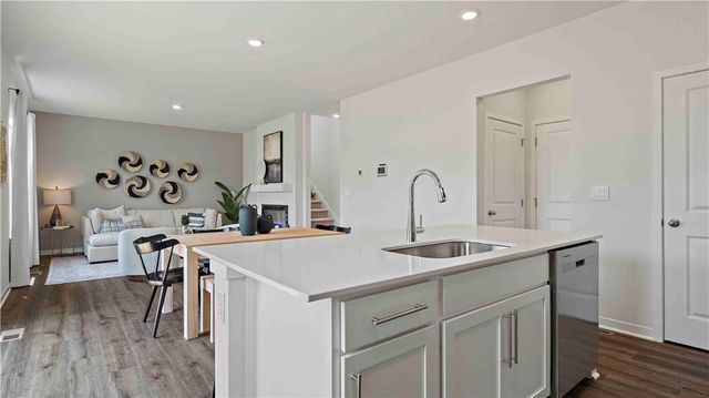 19550 W 202nd Terrace, Spring Hill, KS 66083