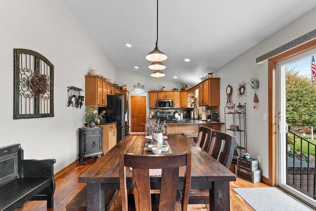 1038 HOKS RIDGE LANE, De Pere, WI 54115