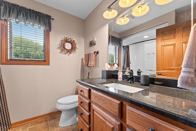 1038 HOKS RIDGE LANE, De Pere, WI 54115