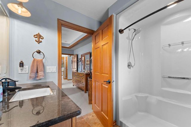 1038 HOKS RIDGE LANE, De Pere, WI 54115