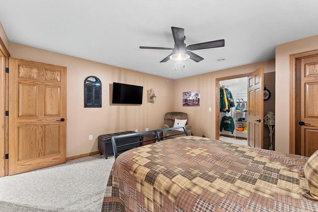 1038 HOKS RIDGE LANE, De Pere, WI 54115