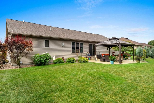 1038 HOKS RIDGE LANE, De Pere, WI 54115