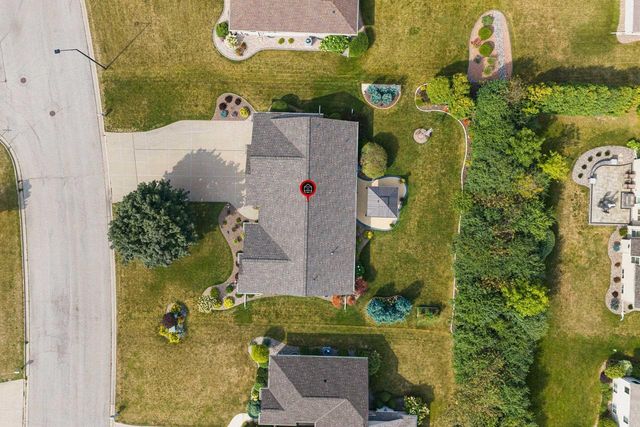 1038 HOKS RIDGE LANE, De Pere, WI 54115
