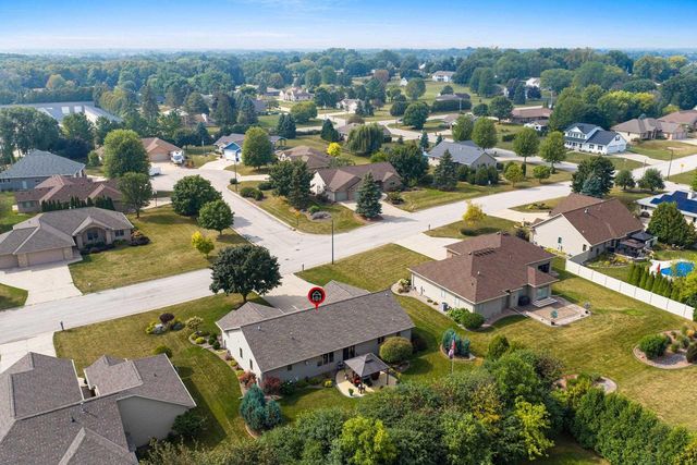 1038 HOKS RIDGE LANE, De Pere, WI 54115