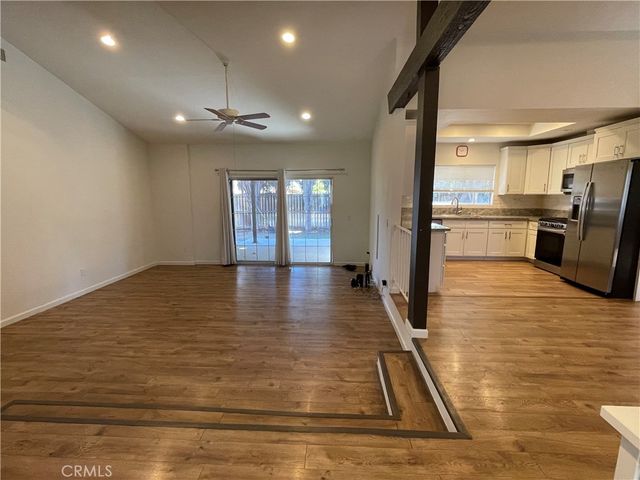 19410 Cohasset Street, Reseda, CA 91335