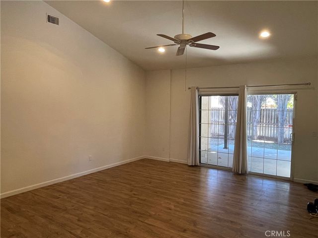 19410 Cohasset Street, Reseda, CA 91335