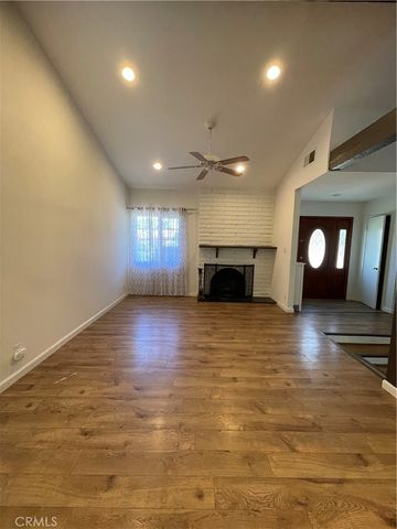 19410 Cohasset Street, Reseda, CA 91335