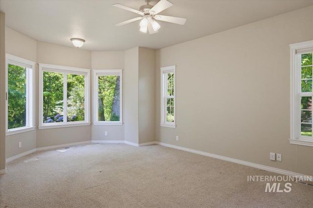 1948 S Riverford Pl, Eagle, ID 83616