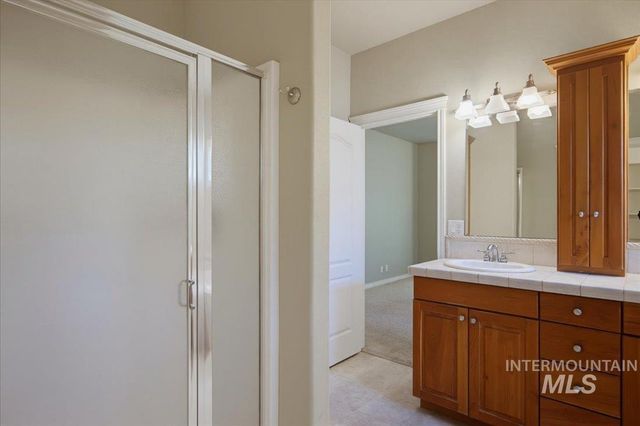 1948 S Riverford Pl, Eagle, ID 83616