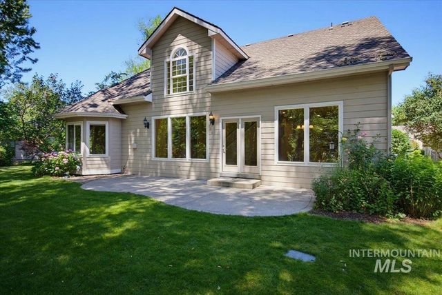 1948 S Riverford Pl, Eagle, ID 83616