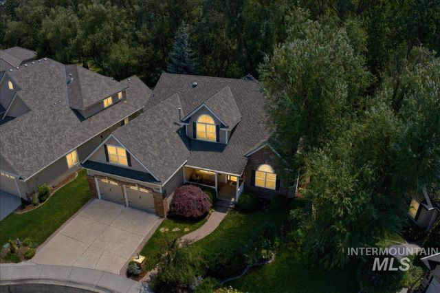 1948 S Riverford Pl, Eagle, ID 83616