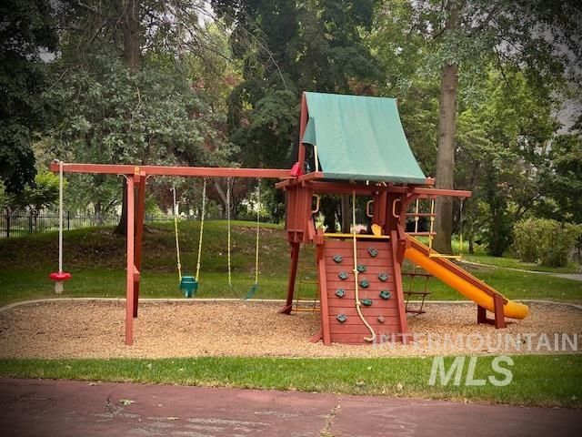 1948 S Riverford Pl, Eagle, ID 83616