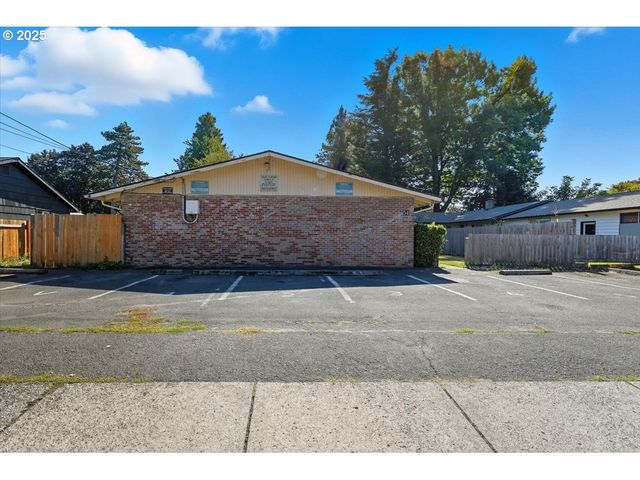 54 Nw 13TH St, Gresham, OR 97030