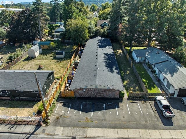 54 Nw 13TH St, Gresham, OR 97030