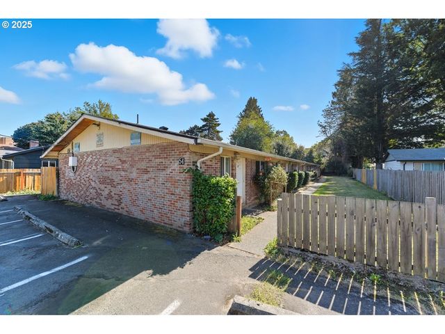 54 Nw 13TH St, Gresham, OR 97030