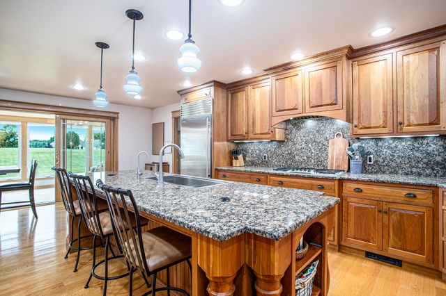 44 Candlewood Court, Coldwater, MI 49036