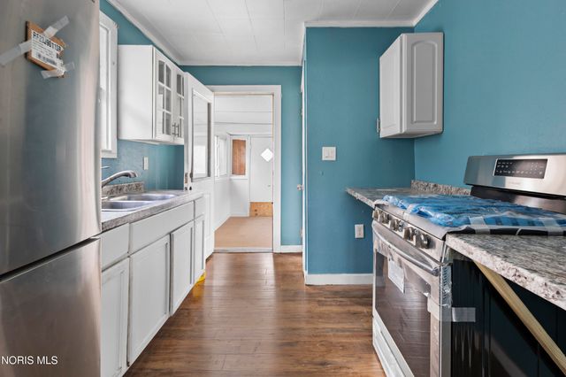 1206 Warwick Avenue, Toledo, OH 43607
