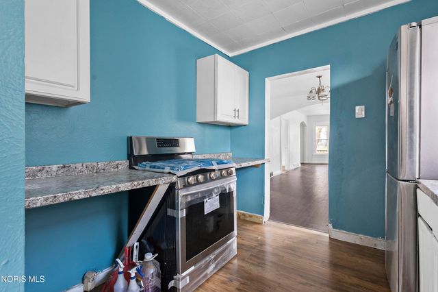 1206 Warwick Avenue, Toledo, OH 43607