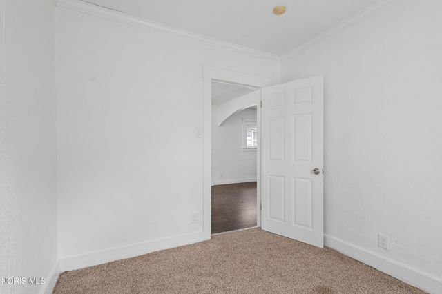 1206 Warwick Avenue, Toledo, OH 43607