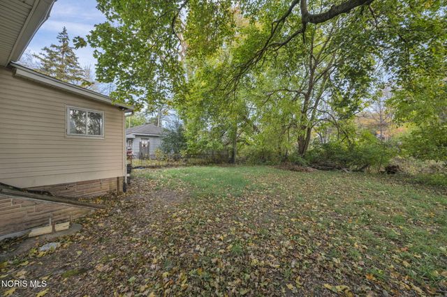 1206 Warwick Avenue, Toledo, OH 43607