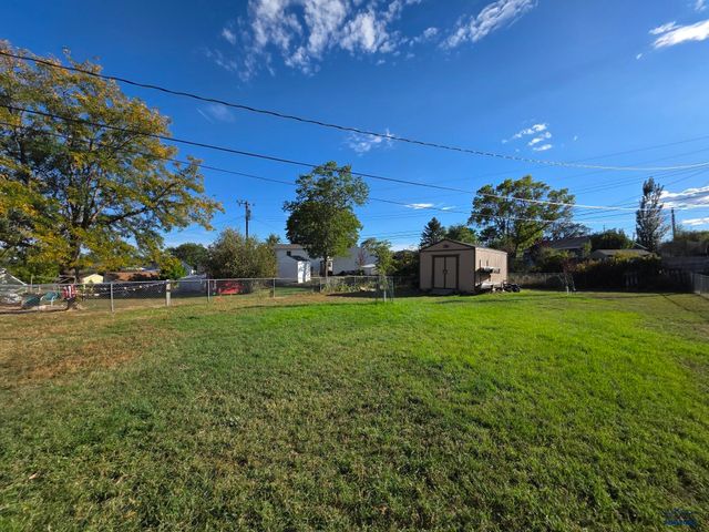 2819 WILLOW AVE, Rapid City, SD 57701