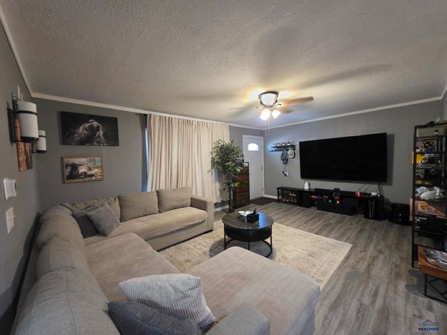 2819 WILLOW AVE, Rapid City, SD 57701