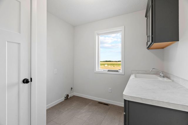 12018 41st Avenue SE, Becker, MN 55308