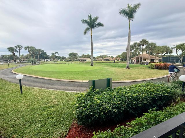 5021 Oak Hill Lane 123, Delray Beach, FL 33484