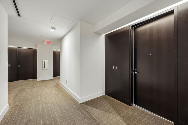 2408 Victory Park Lane 832, Dallas, TX 75219
