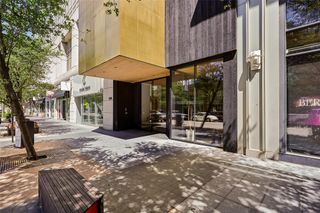 2408 Victory Park Lane 832, Dallas, TX 75219