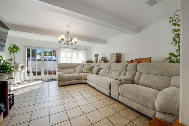 235 Chaveson St, Fall River, MA 02723