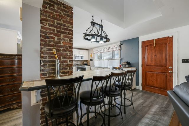 235 Chaveson St, Fall River, MA 02723