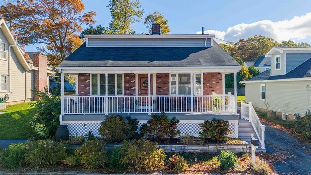 235 Chaveson St, Fall River, MA 02723